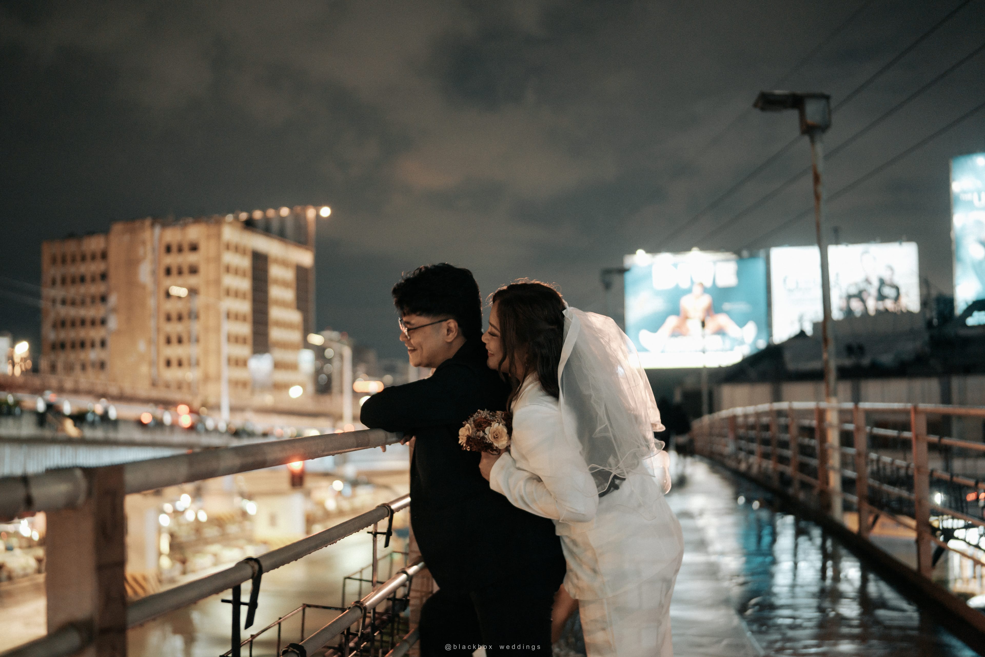 Fresh shore couple